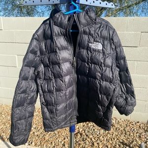 Boys size 10/M black North Face Thermoball jacket.